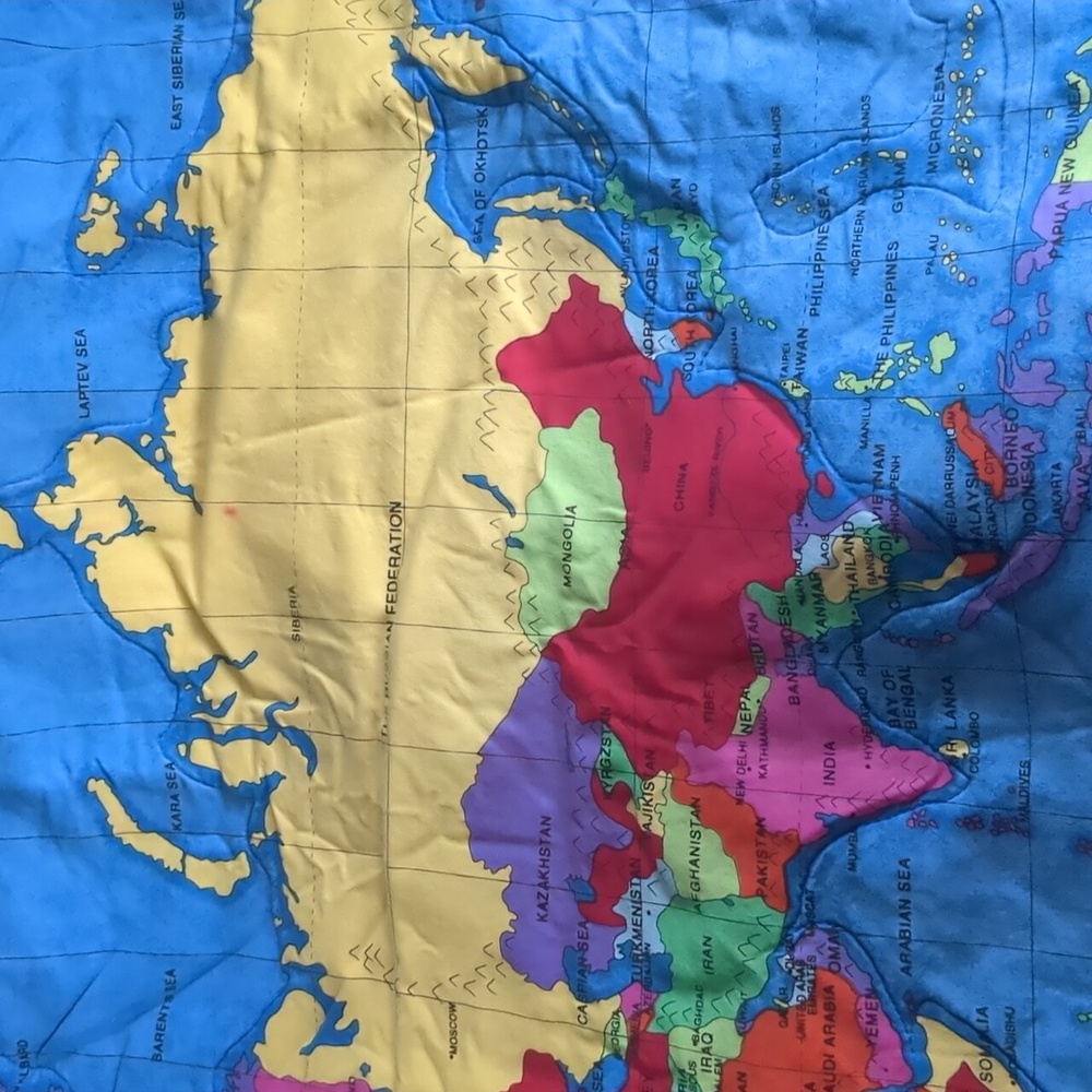 World Map Quilt - Picture 3 of 6